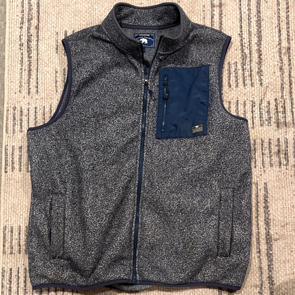 Men's Heathered Navy Vest